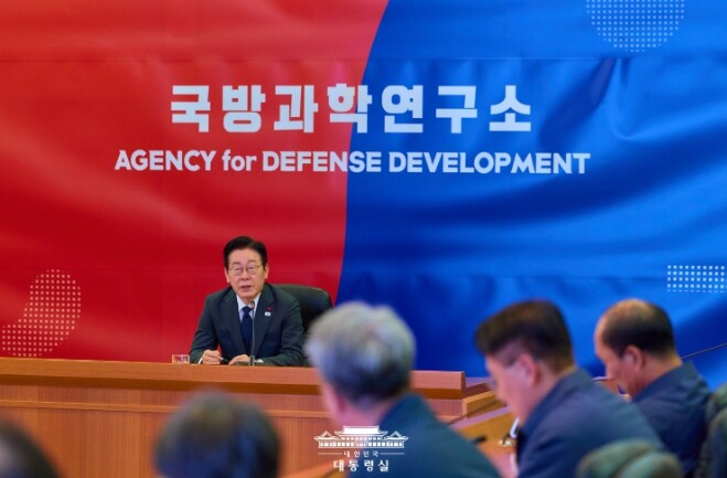 이재명 대통령, 국방과학연구소 방문