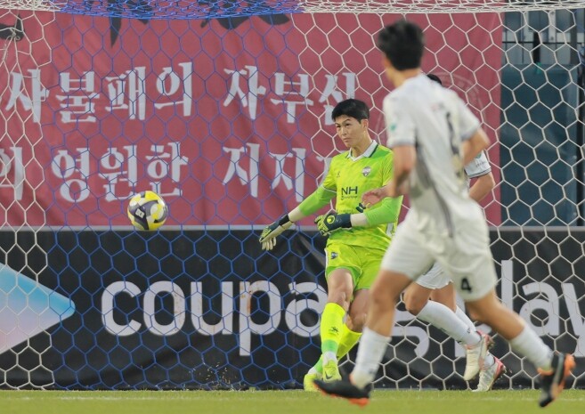 김천상무, 아쉬운 패배 속 빛났던 문...