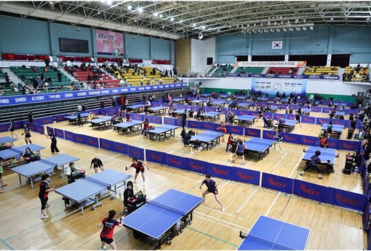 김해서 전국 규모 탁구·수영대회 열려...