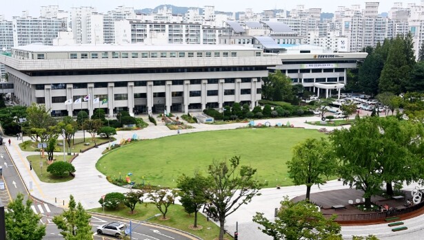 2025 인천마라톤, 2만 명 열기 ...